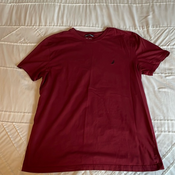 Nautica performance tee - like new! - Picture 1 of 3